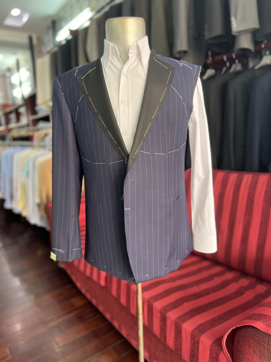 Giá giá may đồ vest nam cao cấp: trên 10 triệu.#1 May đo áo vest theo yêu cầu Bắc Tân Uyên