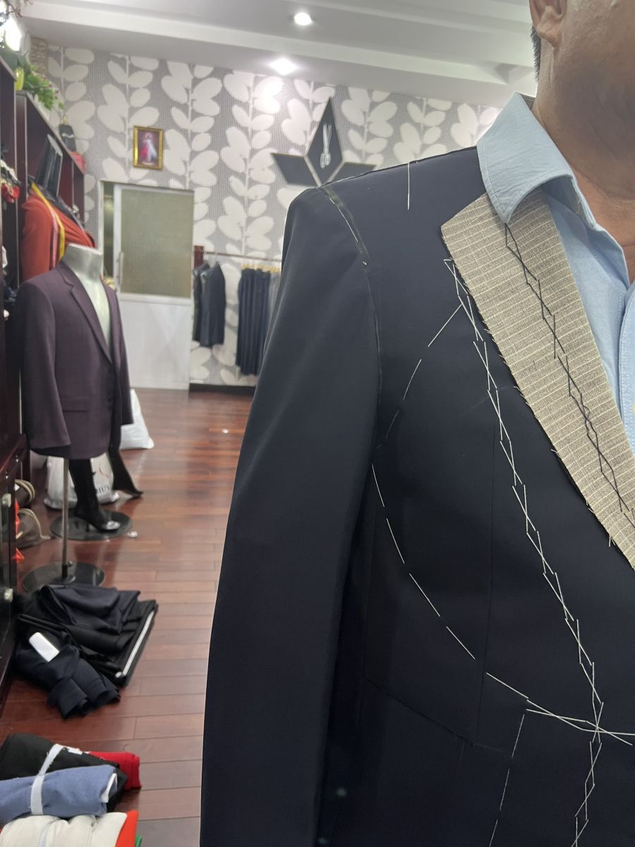 chất lượng của bộ vest cũng như kỹ năng phục vụ chuyên nghiệp. #1 Áo Vest Nam Bến Cát‎ ‎: cao cấp chuẩn dáng